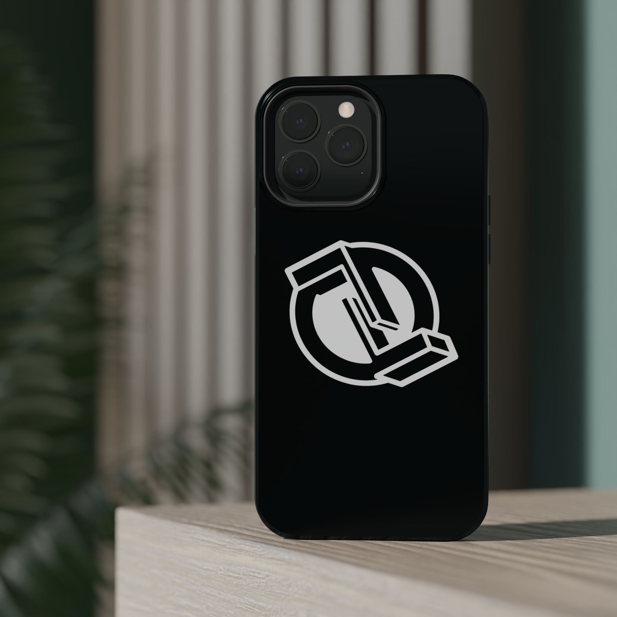 Logo Magnetic + Impact-Resistant iPhone Case